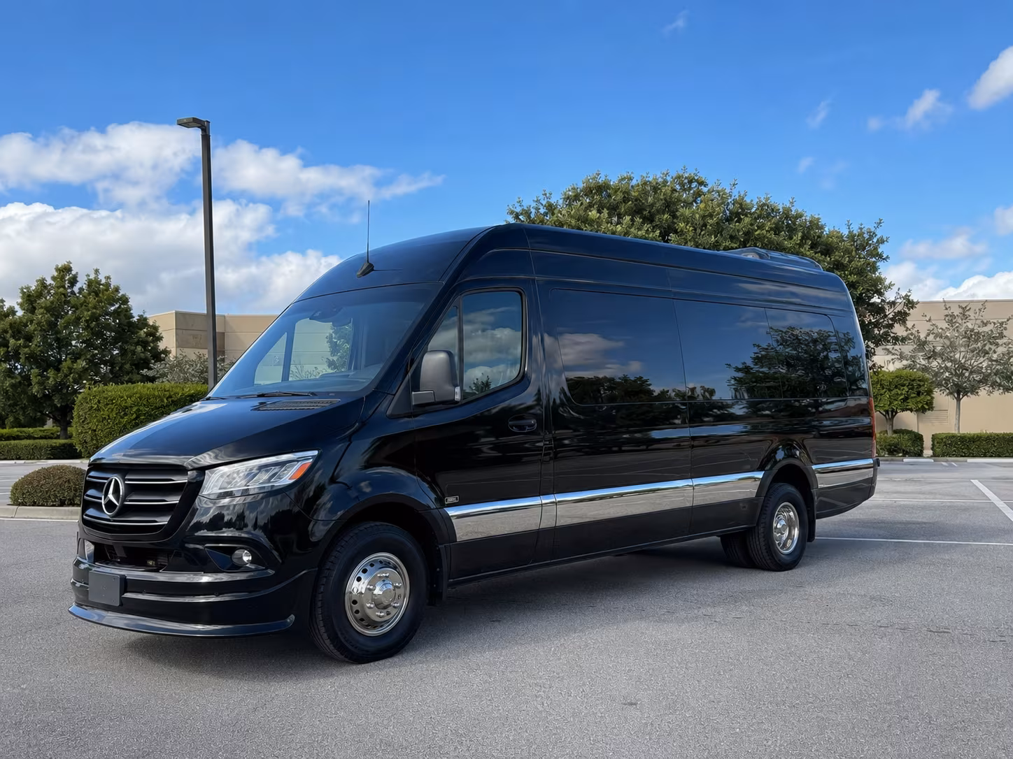 find the perfect transportation for your next wedding 4