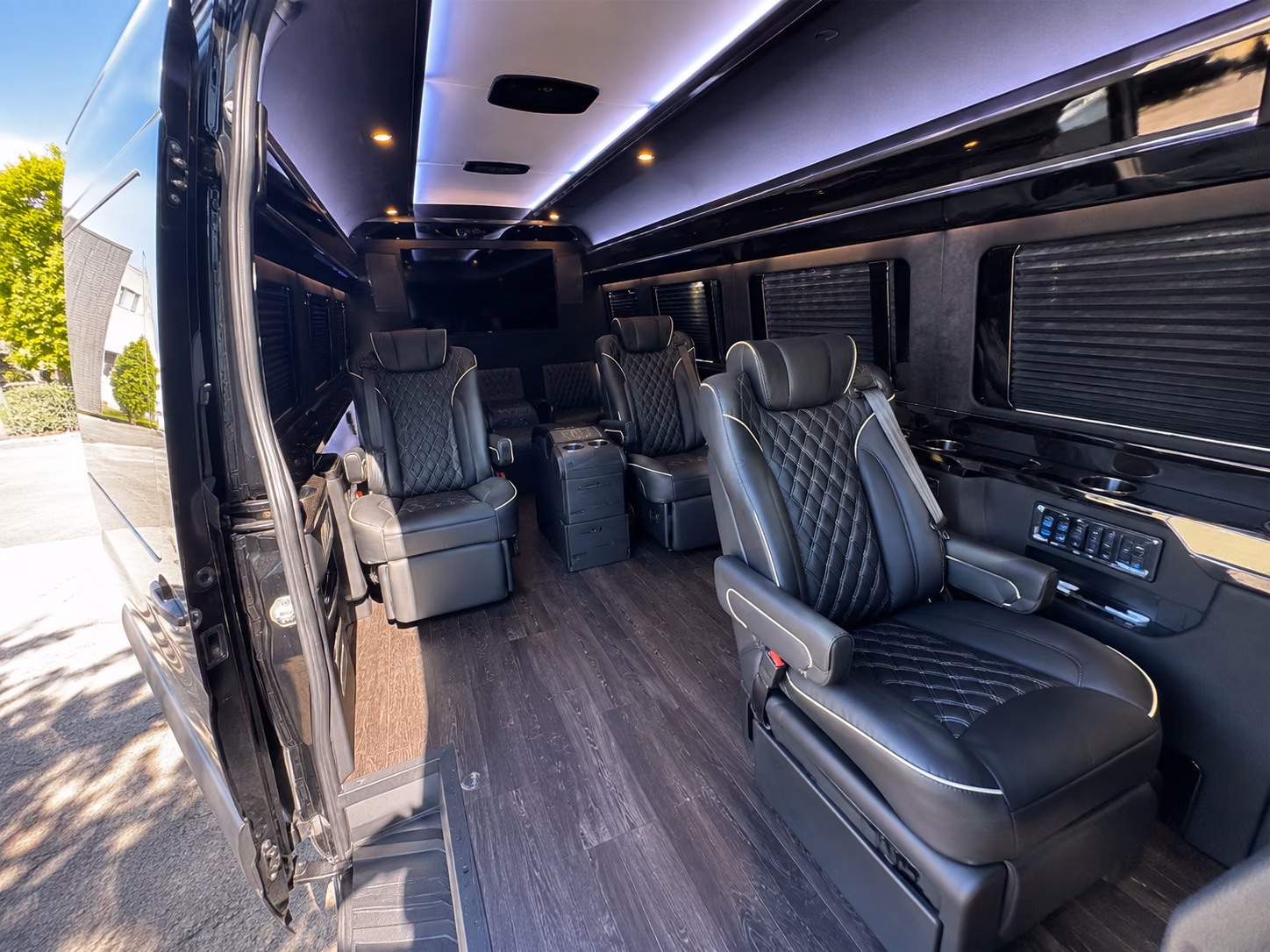 vancouver 10 passenger sprinter van interior